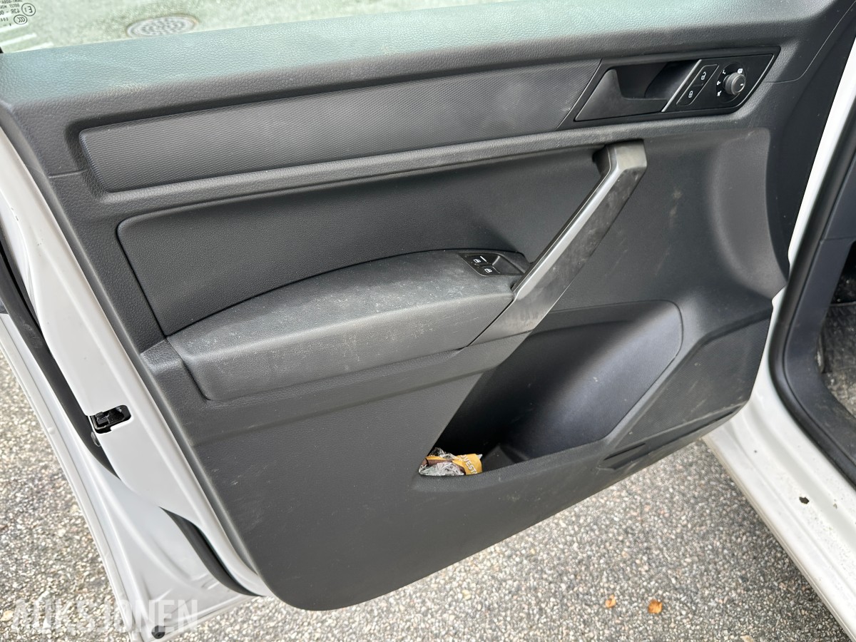 2019 Volkswagen Caddy 2,0 TDI 102hk, DSG/HENGERFESTE/RYGGEKAMERA, 183728km