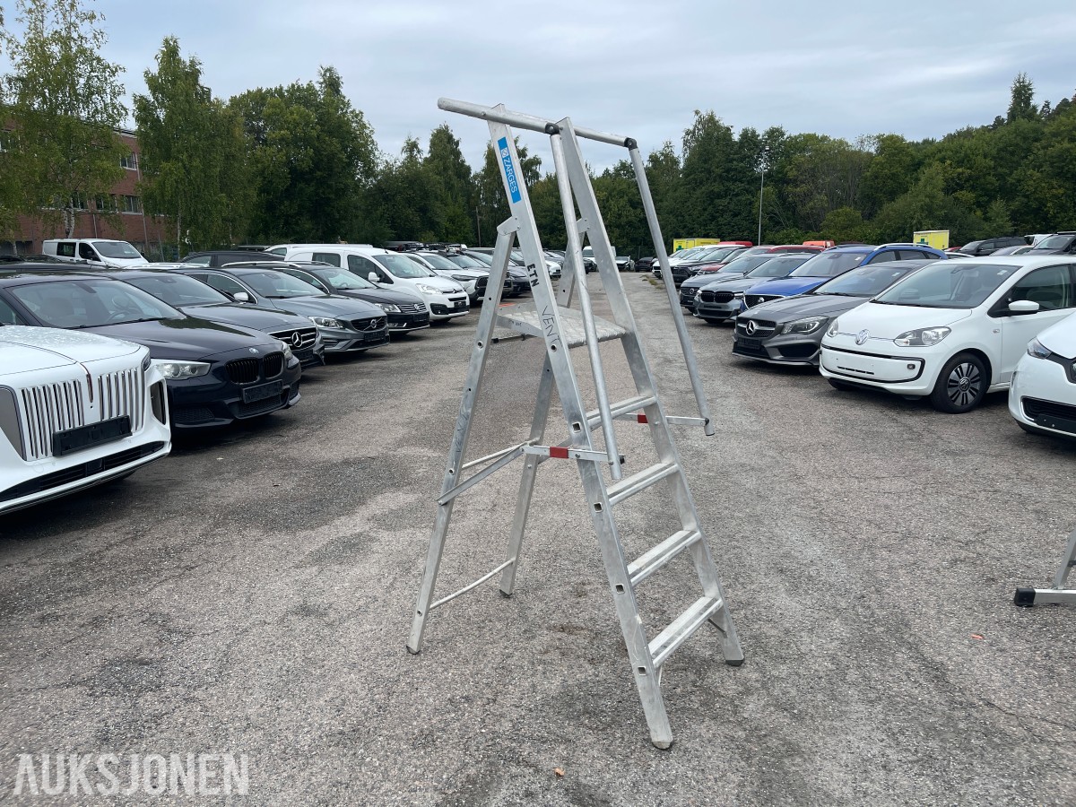 Div stiger selges samlet