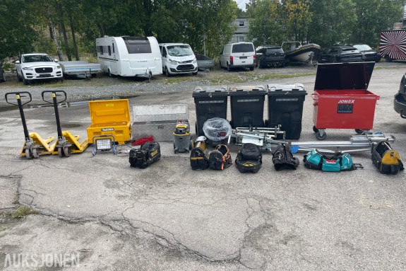Div verktøy og utstyr selges samlet