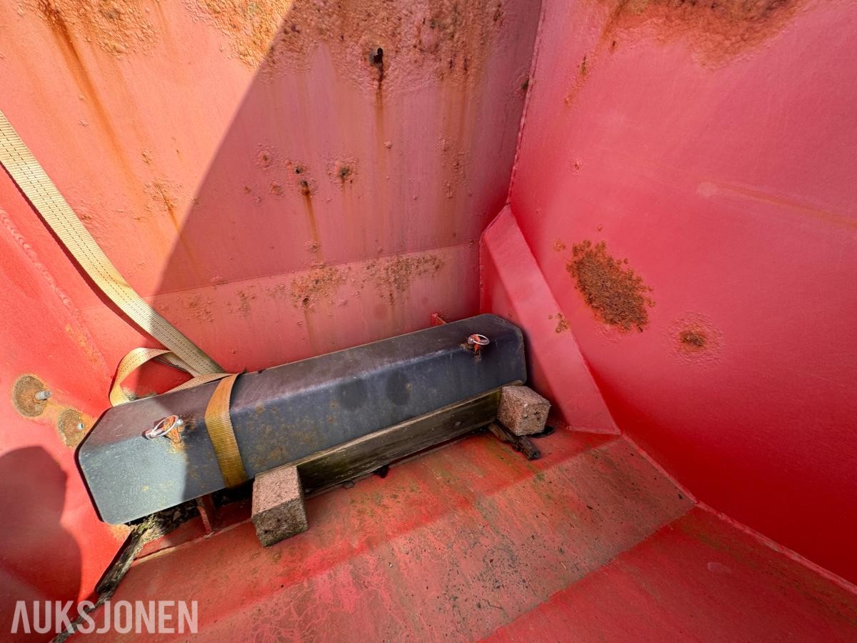 Tokvam TSA 2100 tallerkenspreder med BM feste