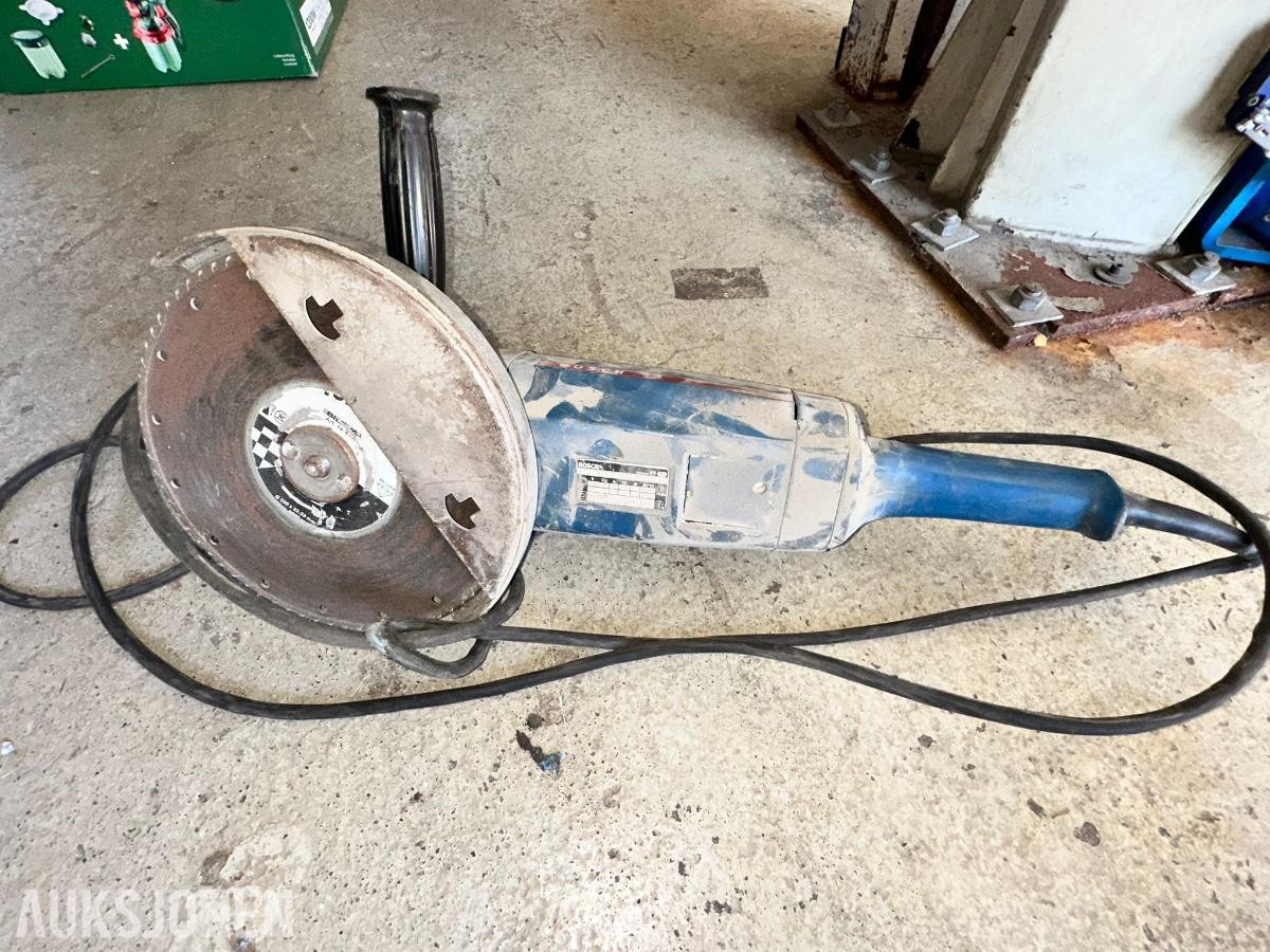 Verktøypakke – Bosch malingssprøyte, Black & Decker løvblåser og vinkelsliper