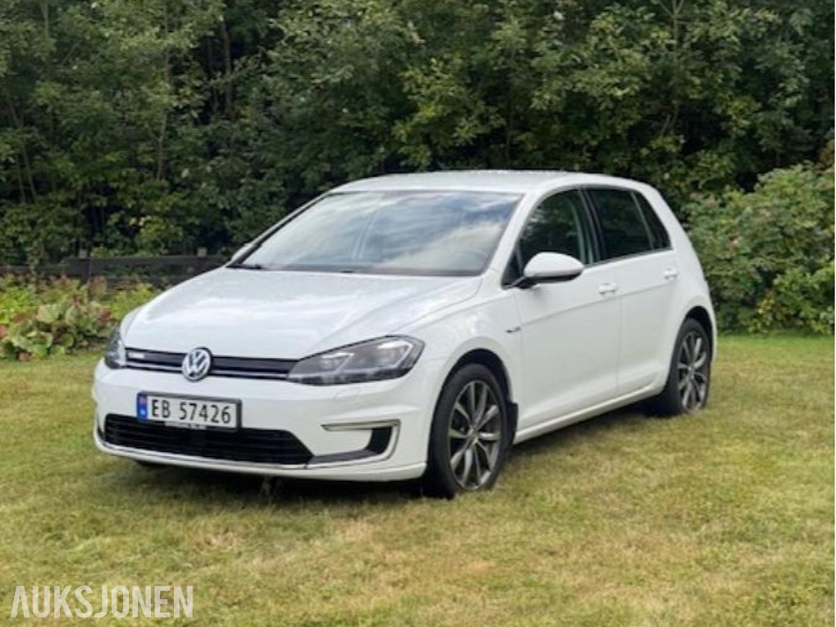 2019 Volkswagen E-Golf 136hk Adaptiv cruisekontroll, Kupevarmer Nylig EU godkjent