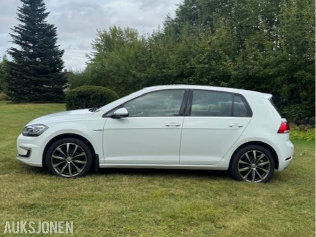 2019 Volkswagen E-Golf 136hk Adaptiv cruisekontroll, Kupevarmer Nylig EU godkjent