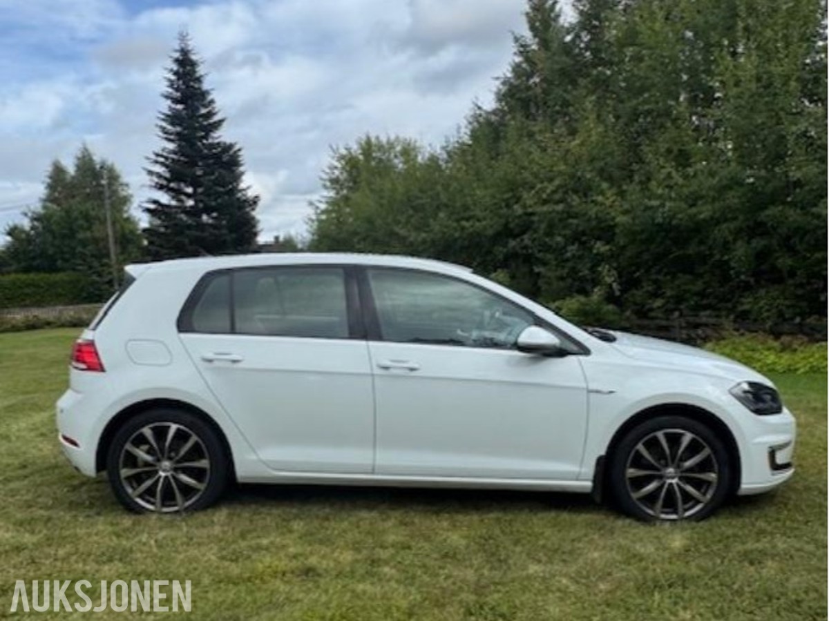 2019 Volkswagen E-Golf 136hk Adaptiv cruisekontroll, Kupevarmer Nylig EU godkjent
