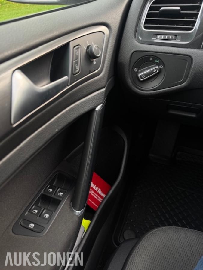 2019 Volkswagen E-Golf 136hk Adaptiv cruisekontroll, Kupevarmer Nylig EU godkjent