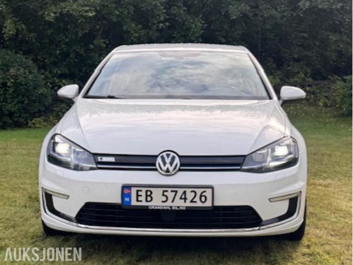 2019 Volkswagen E-Golf 136hk Adaptiv cruisekontroll, Kupevarmer Nylig EU godkjent