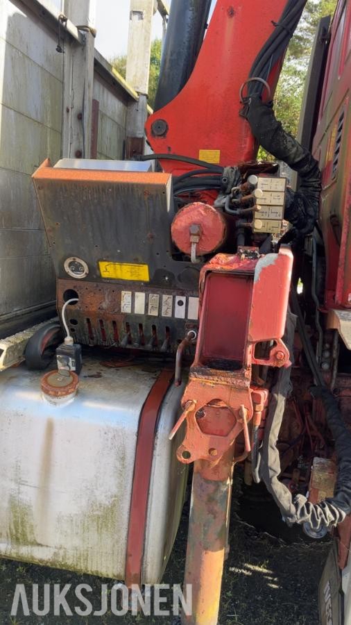 Iveco med Palfinger  pk 13000 kran - delebil