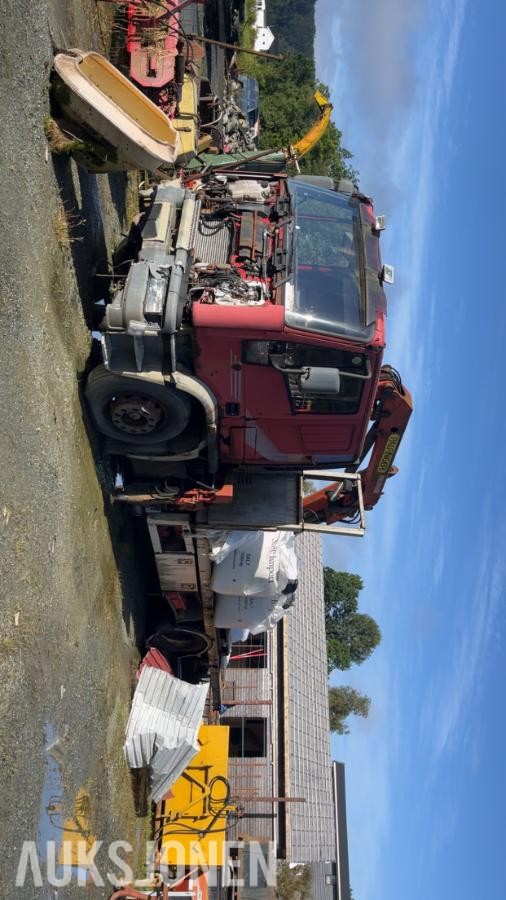 Iveco med Palfinger  pk 13000 kran - delebil