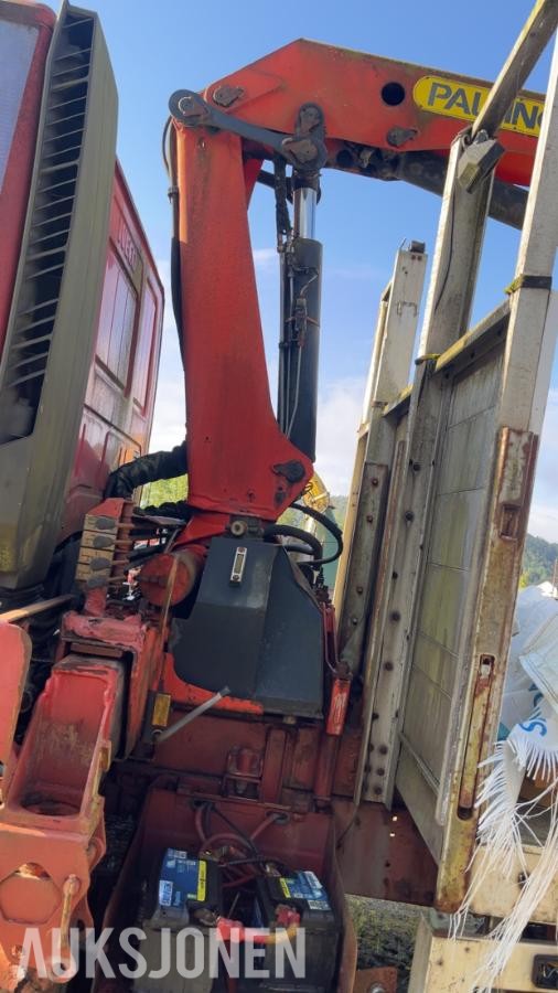 Iveco med Palfinger  pk 13000 kran - delebil