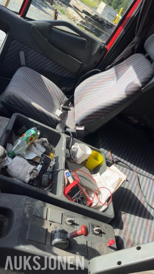Iveco med Palfinger  pk 13000 kran - delebil