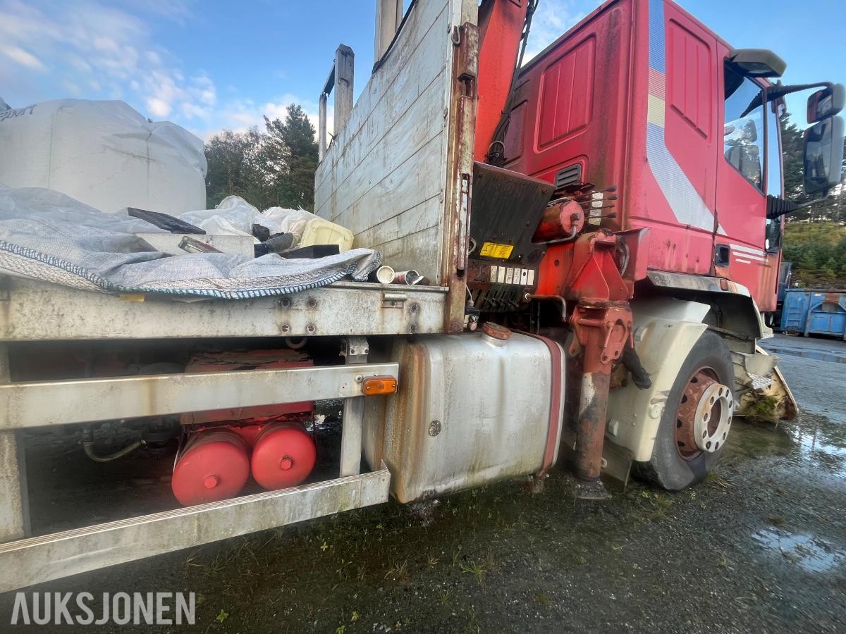 Iveco med Palfinger  pk 13000 kran - delebil