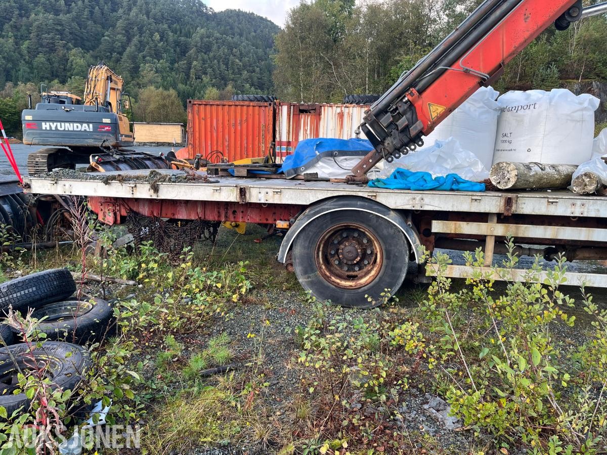 Iveco med Palfinger  pk 13000 kran - delebil