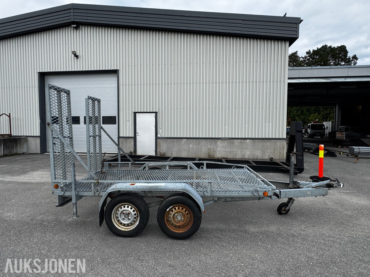 Tredal Maskinhenger T-23-M - Totalvekt 2300 kg