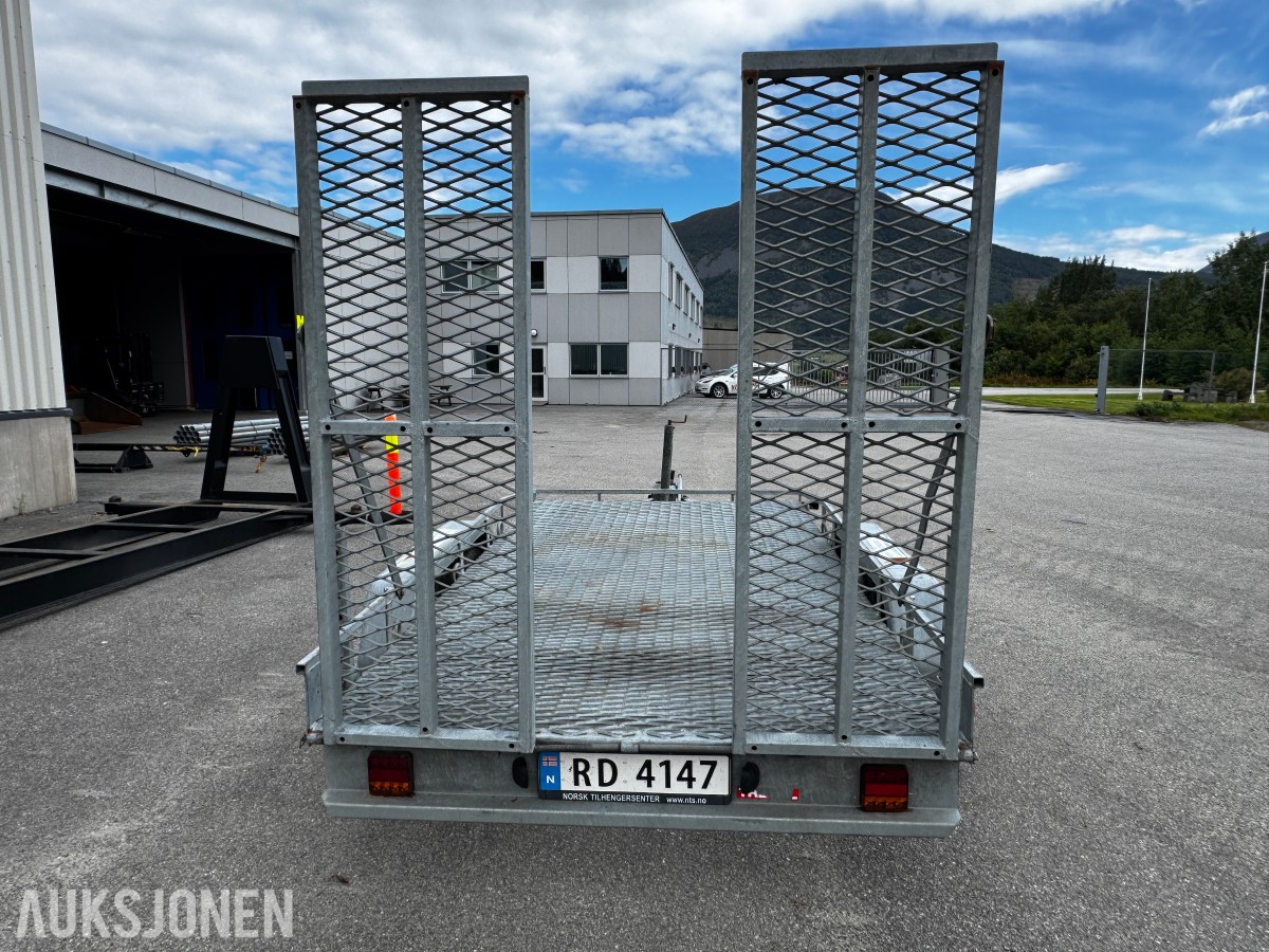 Tredal Maskinhenger T-23-M - Totalvekt 2300 kg