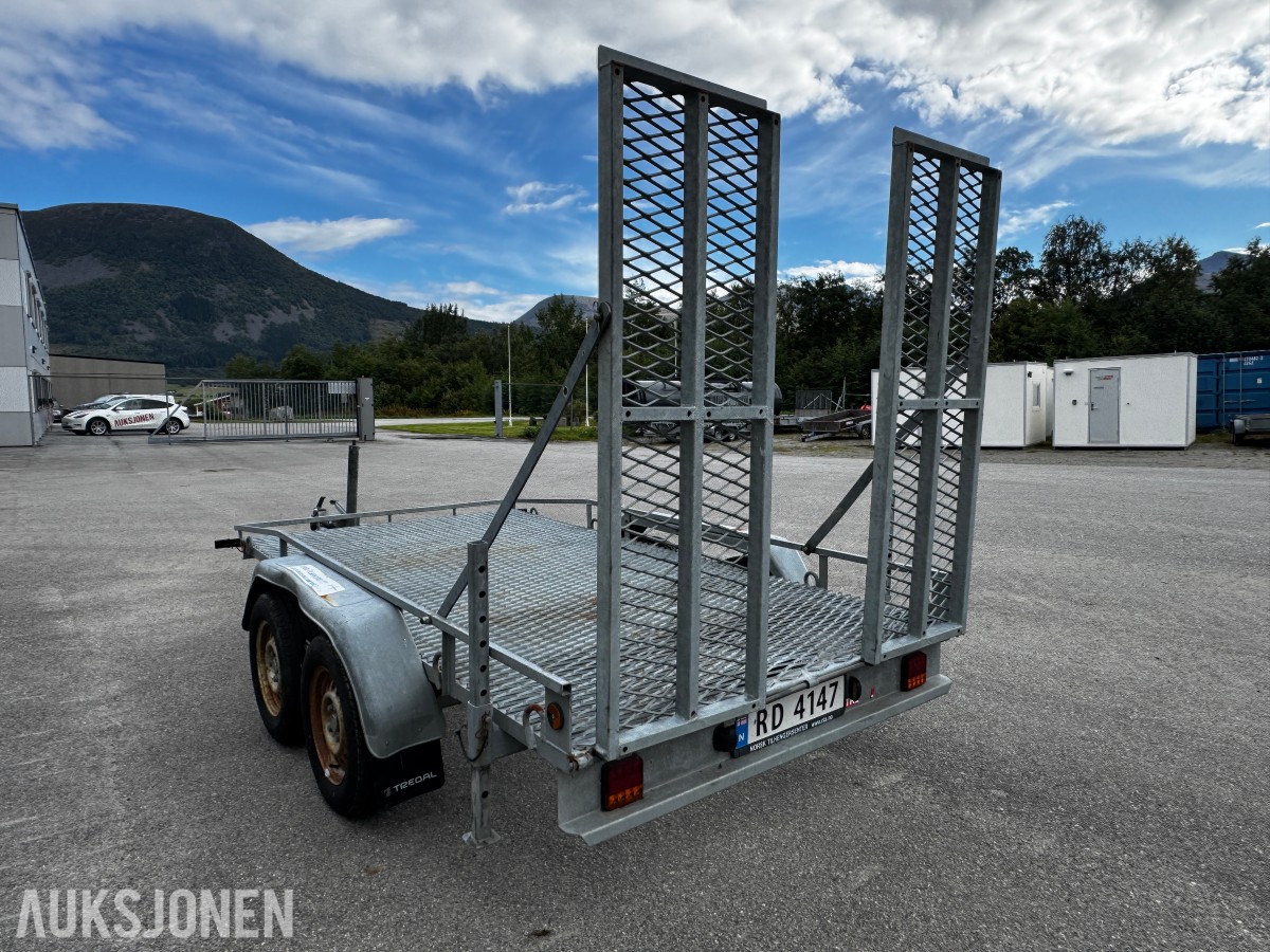 Tredal Maskinhenger T-23-M - Totalvekt 2300 kg