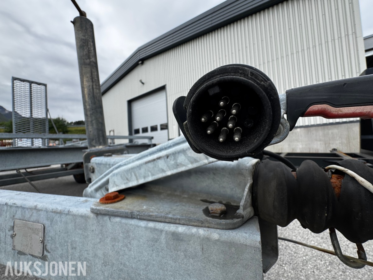 Tredal Maskinhenger T-23-M - Totalvekt 2300 kg