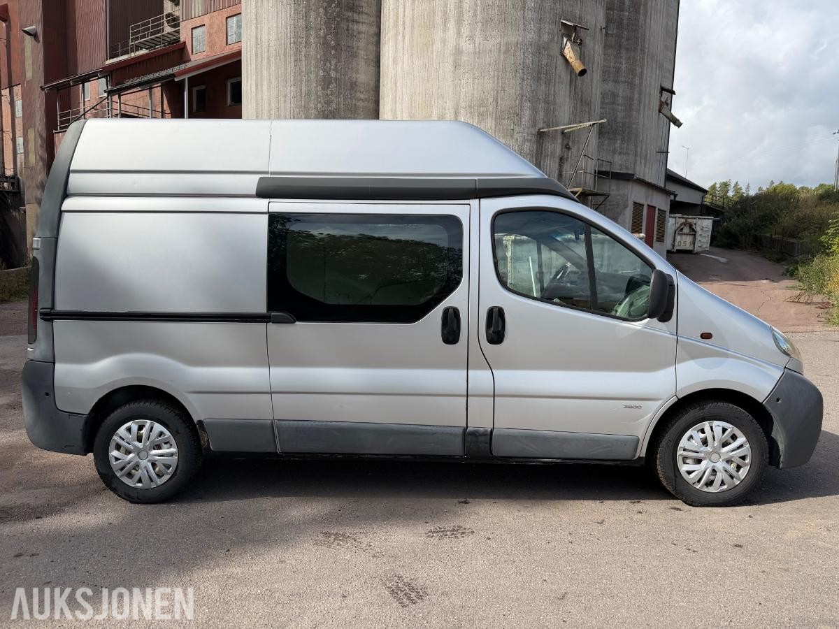 2004 Opel Vivaro 1.9 101hk hengerfeste s+v dekk