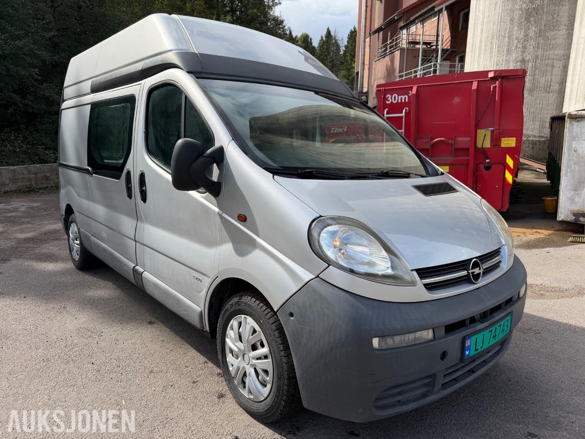 2004 Opel Vivaro 1.9 101hk hengerfeste s+v dekk