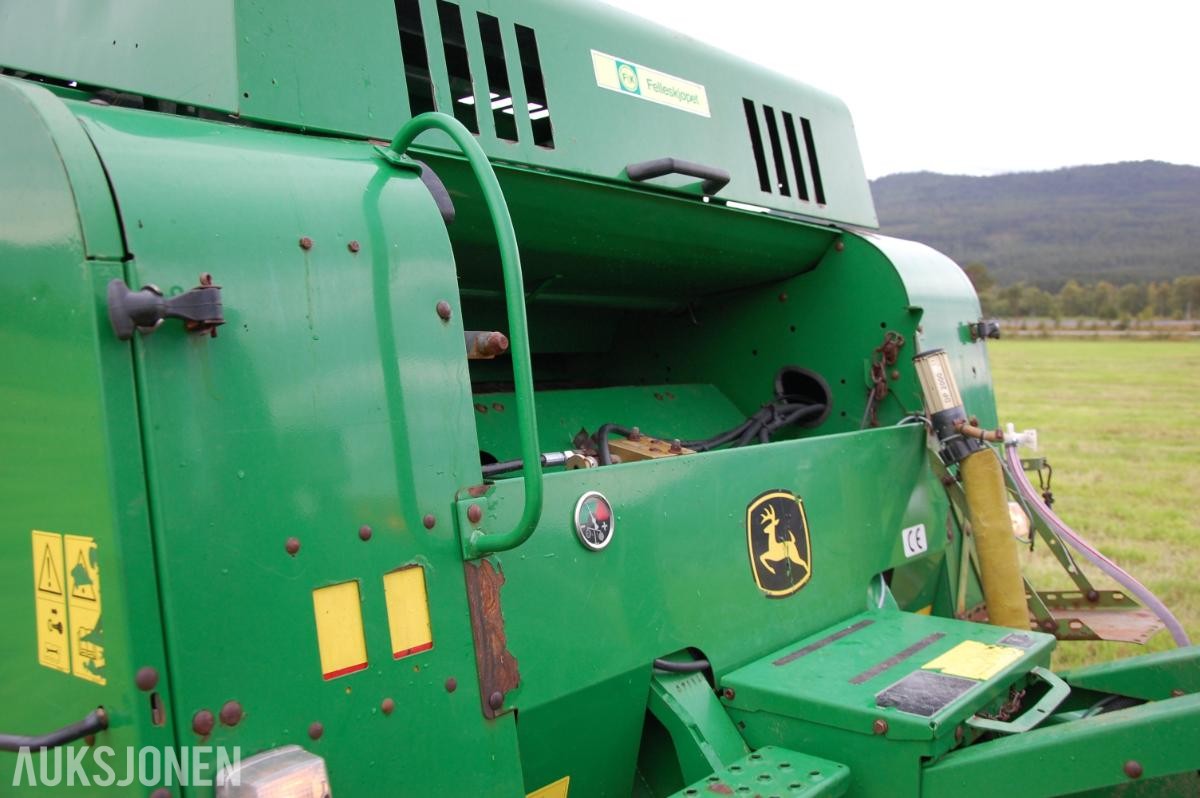 2007 John Deere 578 Premium