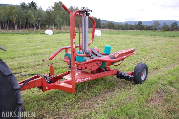 2000 Kverneland Taarup 7335