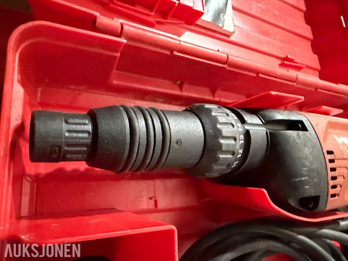 Hilti ST 1800 skrumaskin m/koffert.