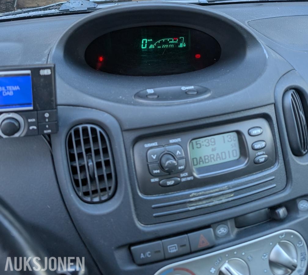 2004 Toyota Yaris Verso 1.4 Diesel, Reparasjonsobjekt/Delebil