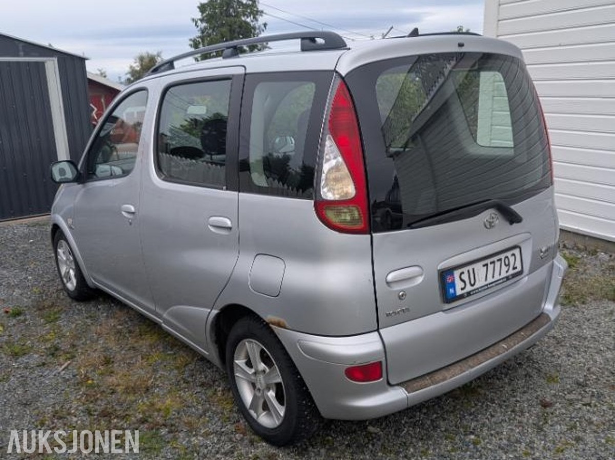 2004 Toyota Yaris Verso 1.4 Diesel, Reparasjonsobjekt/Delebil