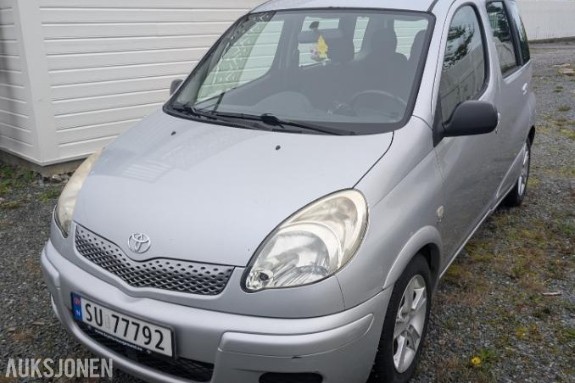 2004 Toyota Yaris Verso 1.4 Diesel, Reparasjonsobjekt/Delebil