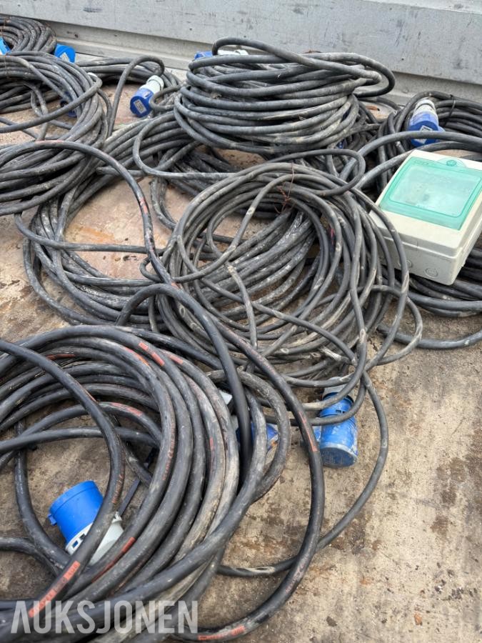 Strømkabler Skjøteledninger 16 og 32 amp/ 1-fas og 3-fas