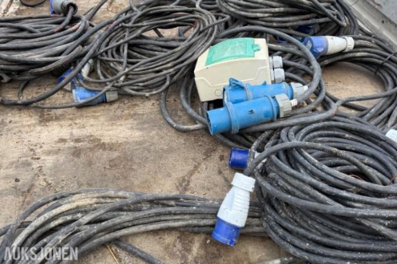 Strømkabler Skjøteledninger 16 og 32 amp/ 1-fas og 3-fas