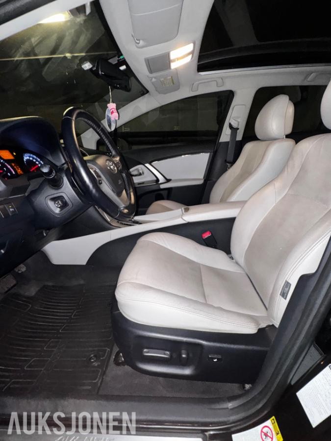 2012 Toyota Avensis 1.8 Bensin 147hk Eexecutive, Automat, Cruisekontroll, Ryggekamera