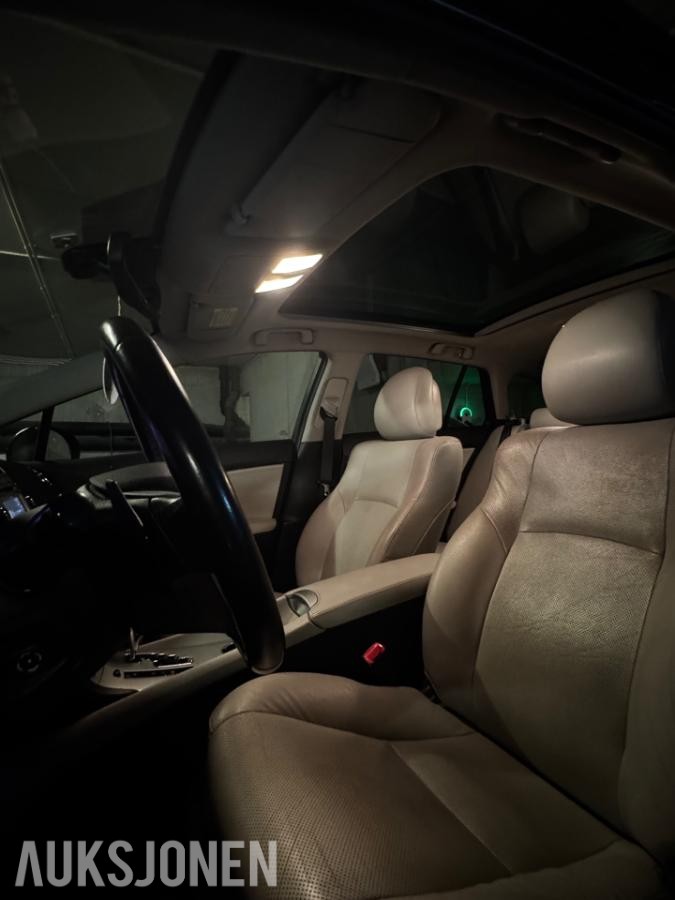 2012 Toyota Avensis 1.8 Bensin 147hk Eexecutive, Automat, Cruisekontroll, Ryggekamera