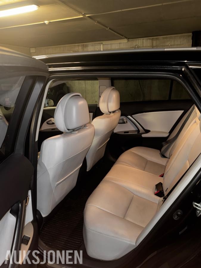2012 Toyota Avensis 1.8 Bensin 147hk Eexecutive, Automat, Cruisekontroll, Ryggekamera