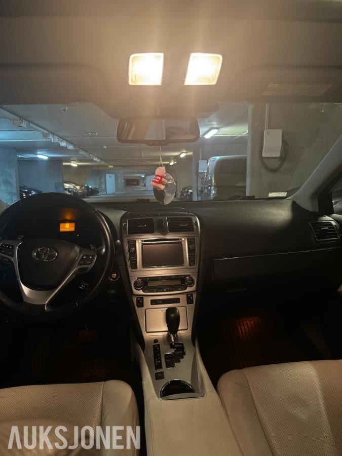 2012 Toyota Avensis 1.8 Bensin 147hk Eexecutive, Automat, Cruisekontroll, Ryggekamera