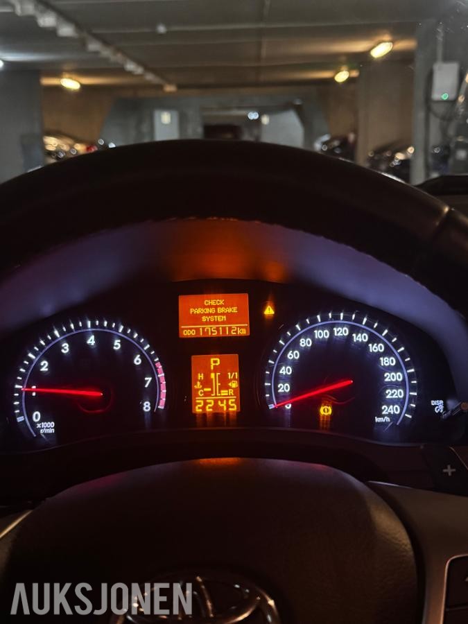 2012 Toyota Avensis 1.8 Bensin 147hk Eexecutive, Automat, Cruisekontroll, Ryggekamera