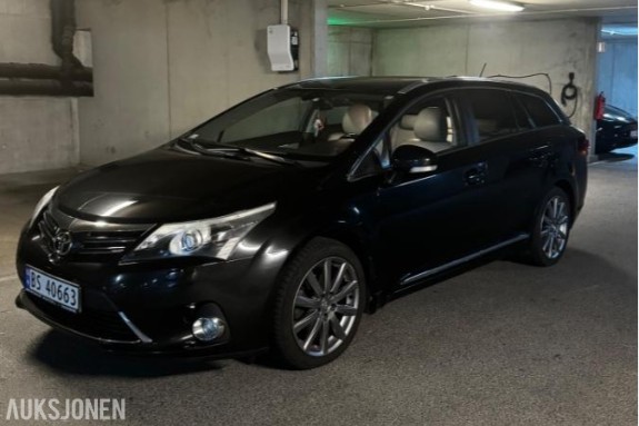 2012 Toyota Avensis 1.8 Bensin 147hk Eexecutive, Automat, Cruisekontroll, Ryggekamera