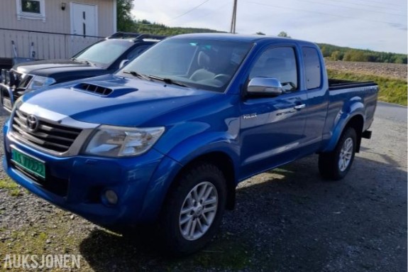 2012 Toyota HiLux 2.5 Diesel 144hk 4WD Hengerfeste EU ok til 03.2028