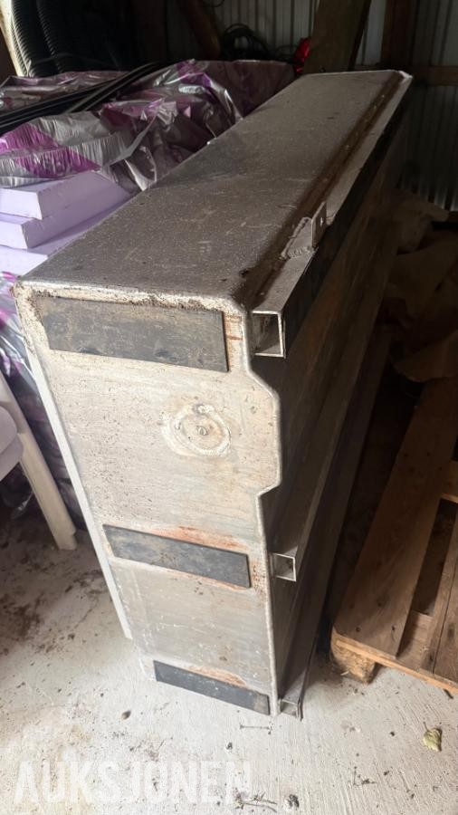 Aluminiums tank 450 liter *ingen minstepris*