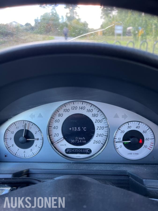 2006 Mercedes-Benz E 200 KOMPRESSOR 1.8 Bensin 163hk Automat, Cruisekontroll, Hengerfeste