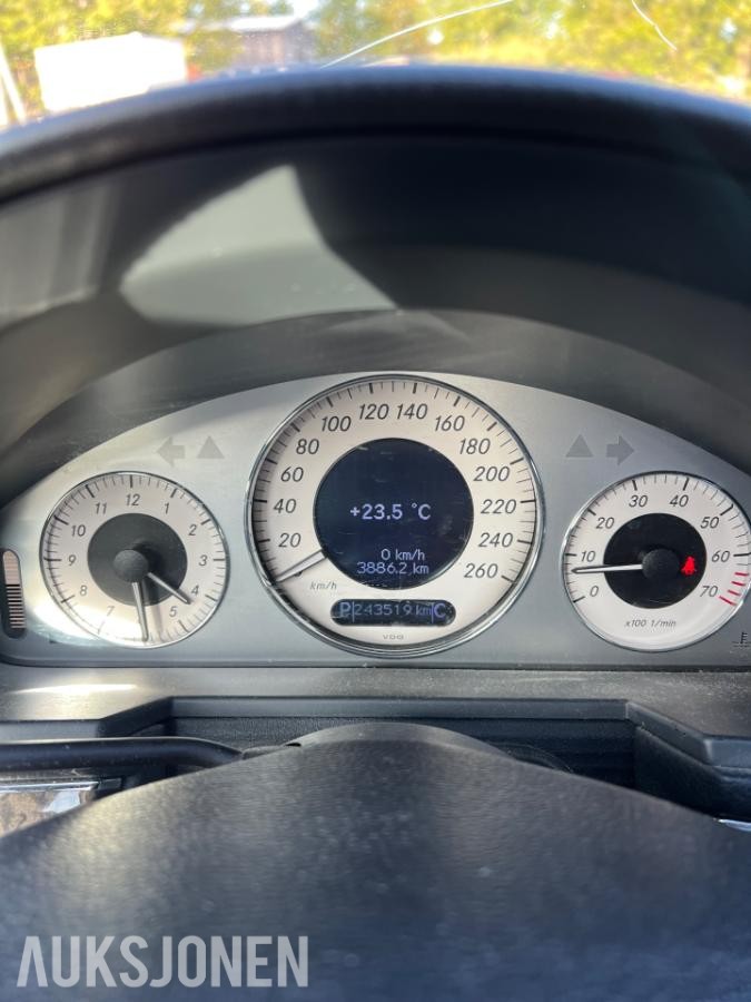 2006 Mercedes-Benz E 200 KOMPRESSOR 1.8 Bensin 163hk Automat, Cruisekontroll, Hengerfeste