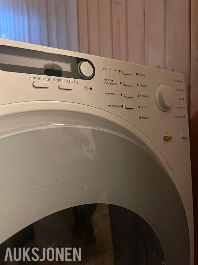 Miele Softtronic W 714 vaskemaskin – fungerer – Reparasjonsobjekt