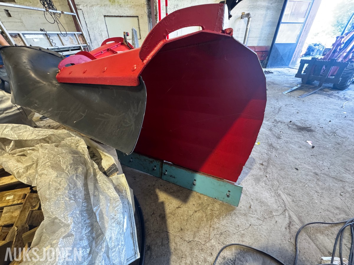 2018 Tokvam VT320 vingeplog, høy modell