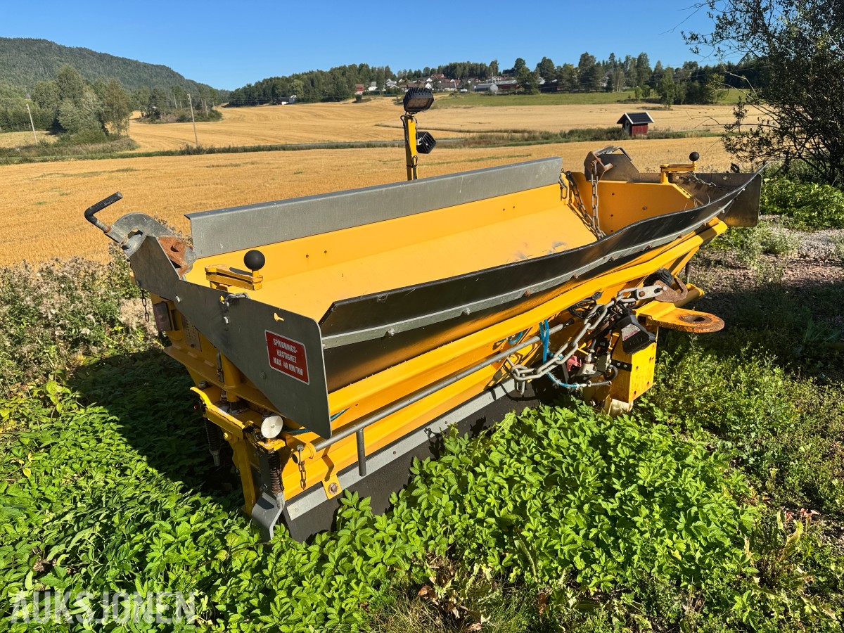 2020 Falköping LB-1000BL spreder for sand og salt