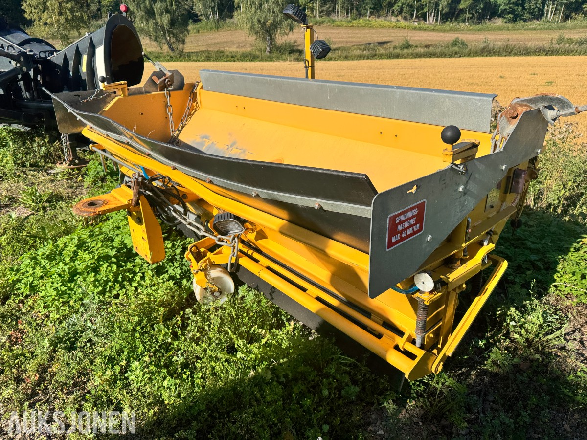 2020 Falköping LB-1000BL spreder for sand og salt