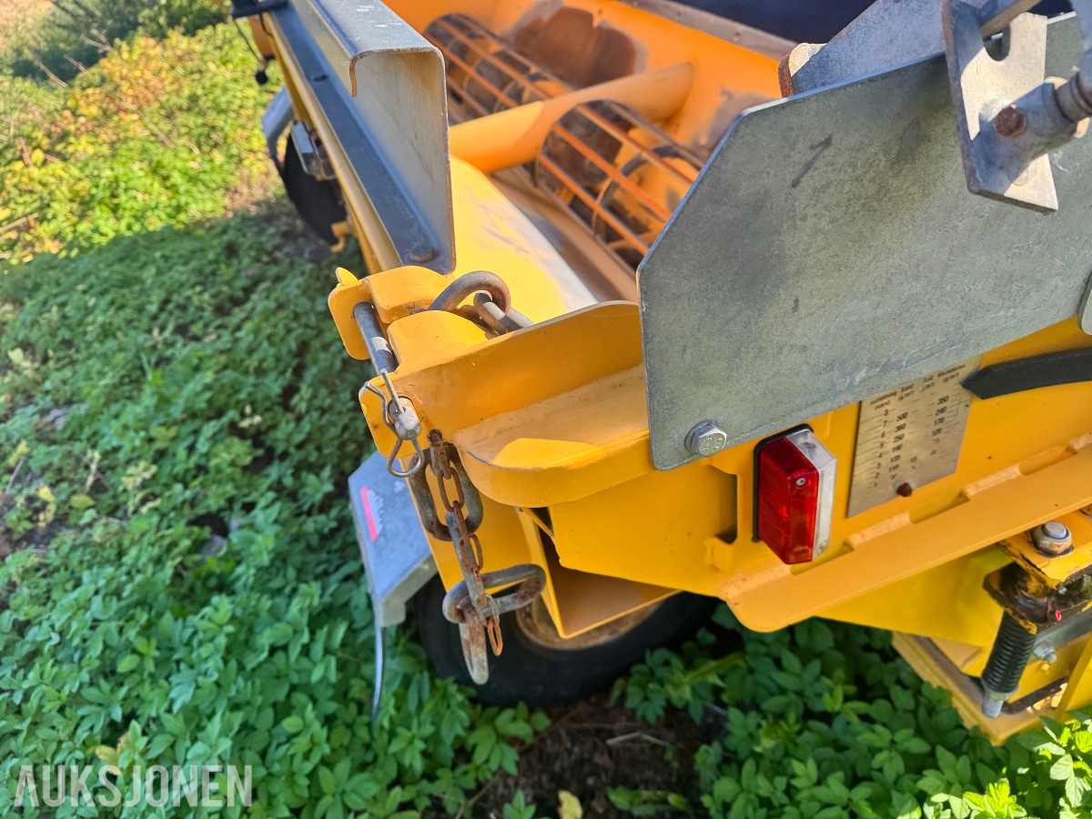 2020 Falköping LB-1000BL spreder for sand og salt