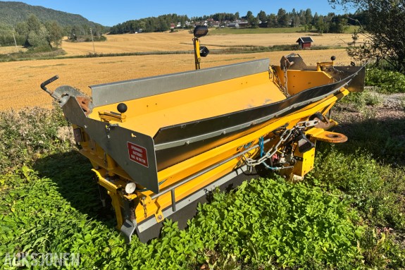 2020 Falköping LB-1000BL spreder for sand og salt