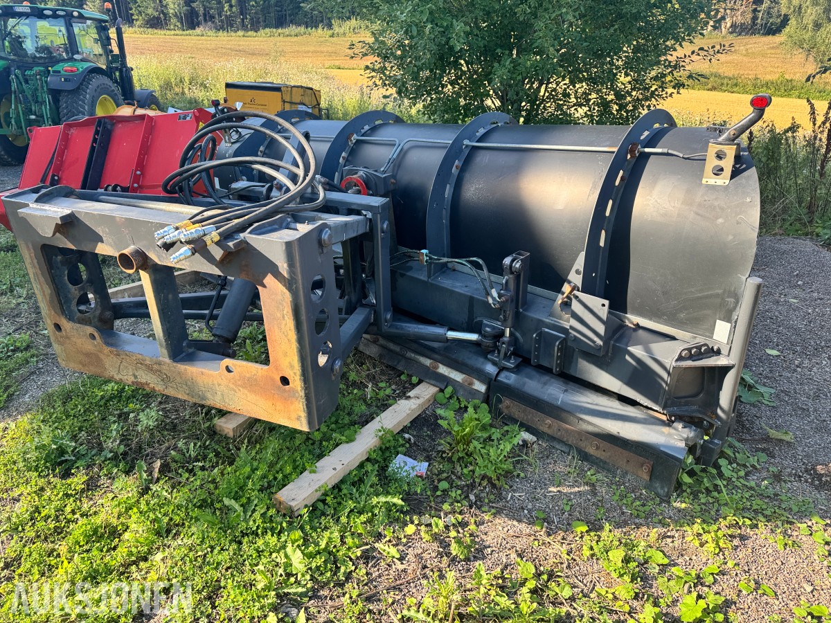 2014 Arctic Machine 3700 HPK T2 plog