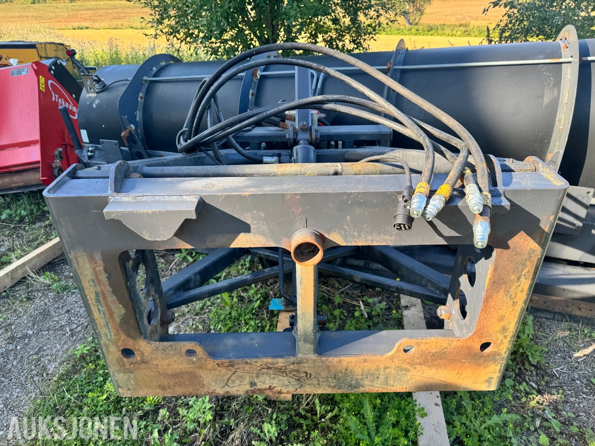 2014 Arctic Machine 3700 HPK T2 plog