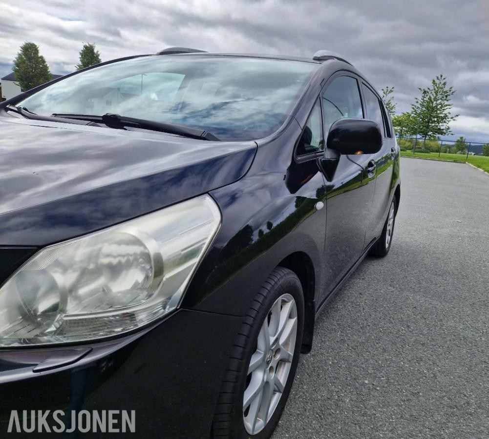 2012 Toyota Verso 2.0 126 hk Hengerfeste Lasteholdere 189 000 km