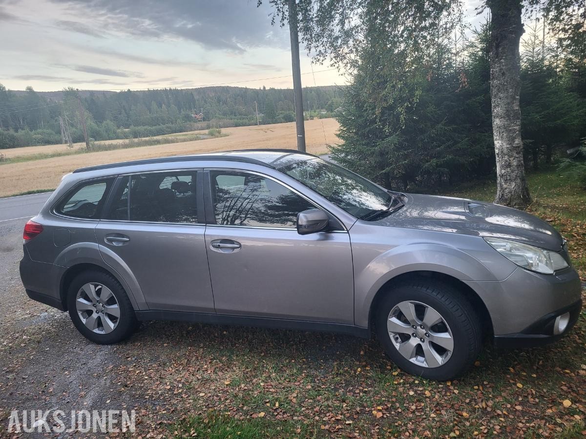 2011 Subaru Outback 2.0 Diesel 150hk AWD Cruisekontroll, Ryggekamera, Soltak